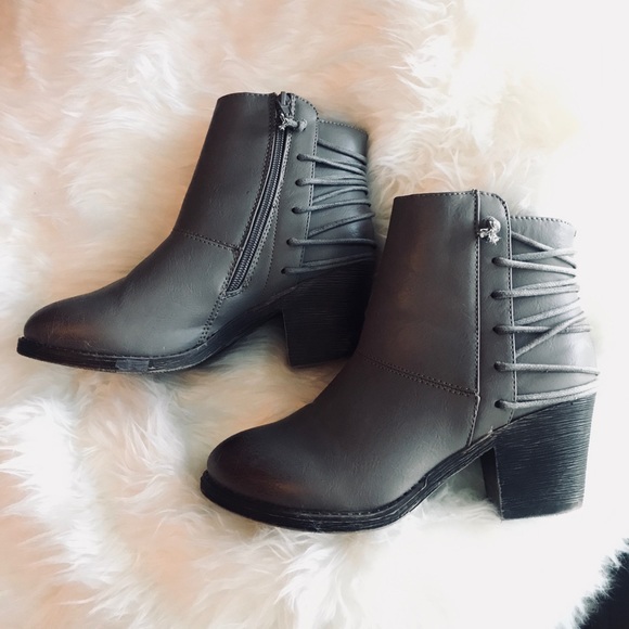 Rustic grey/brown/metallic booties! - Picture 8 of 8